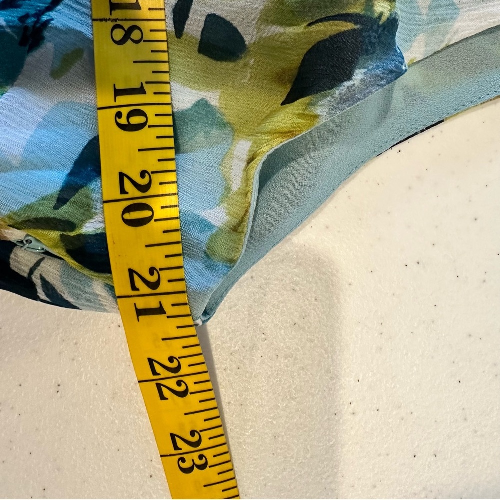 Pendleton Floral 100% Silk WOMENS PLUS Dress Size 16 BLUE GREEN RUFFLES v‎ neck - Picture 6 of 8